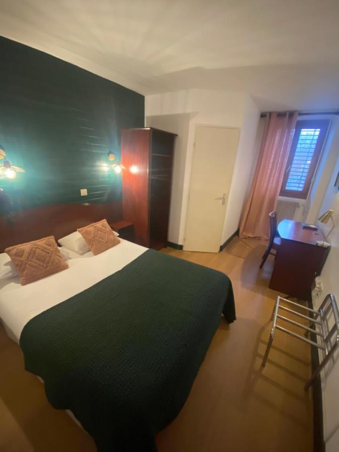 Grand Hotel De La Poste - Lyon Sud - Vienne Esterno foto